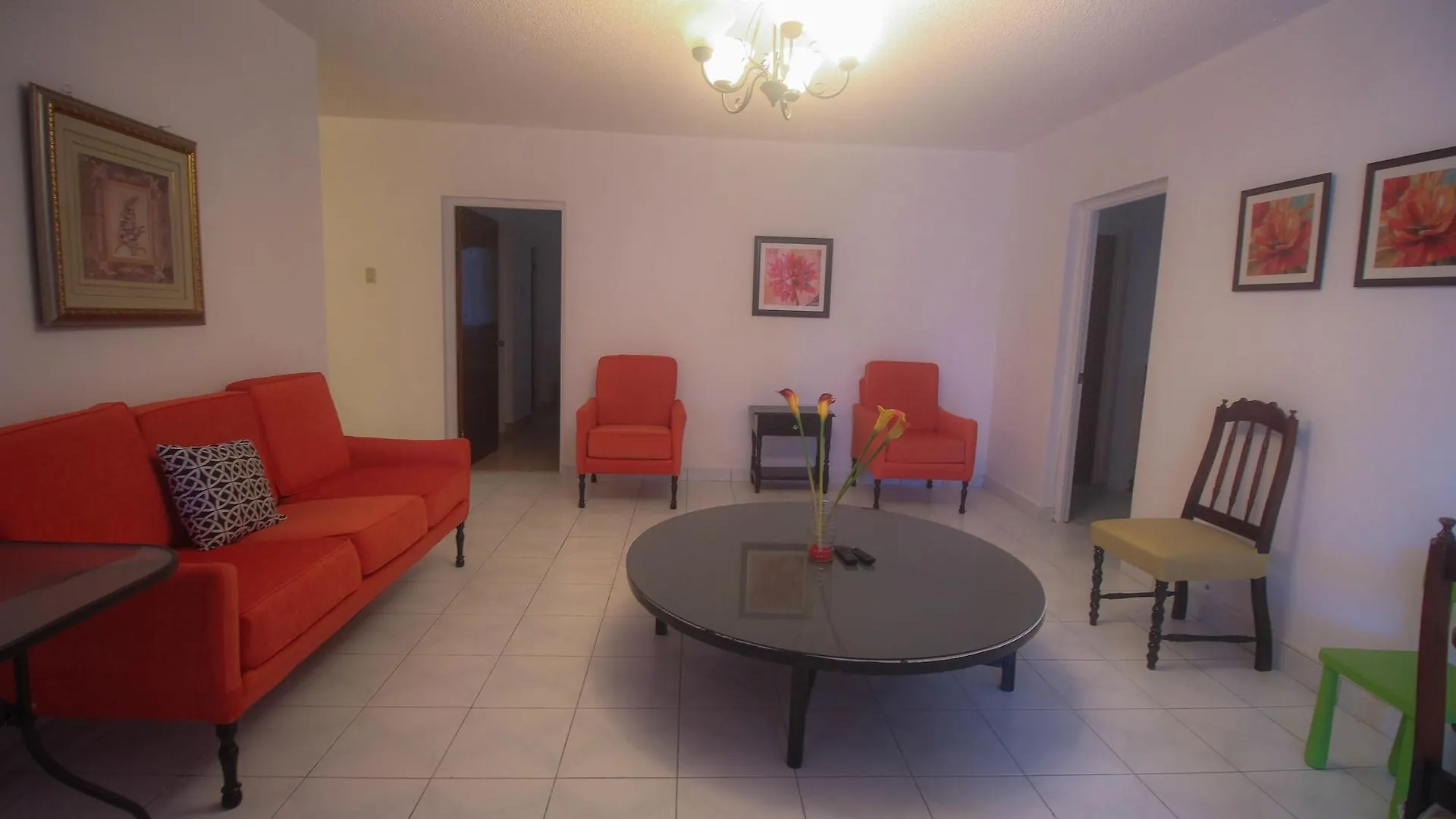 Kenwood Villa Suites Μοντέγκο Μπέυ