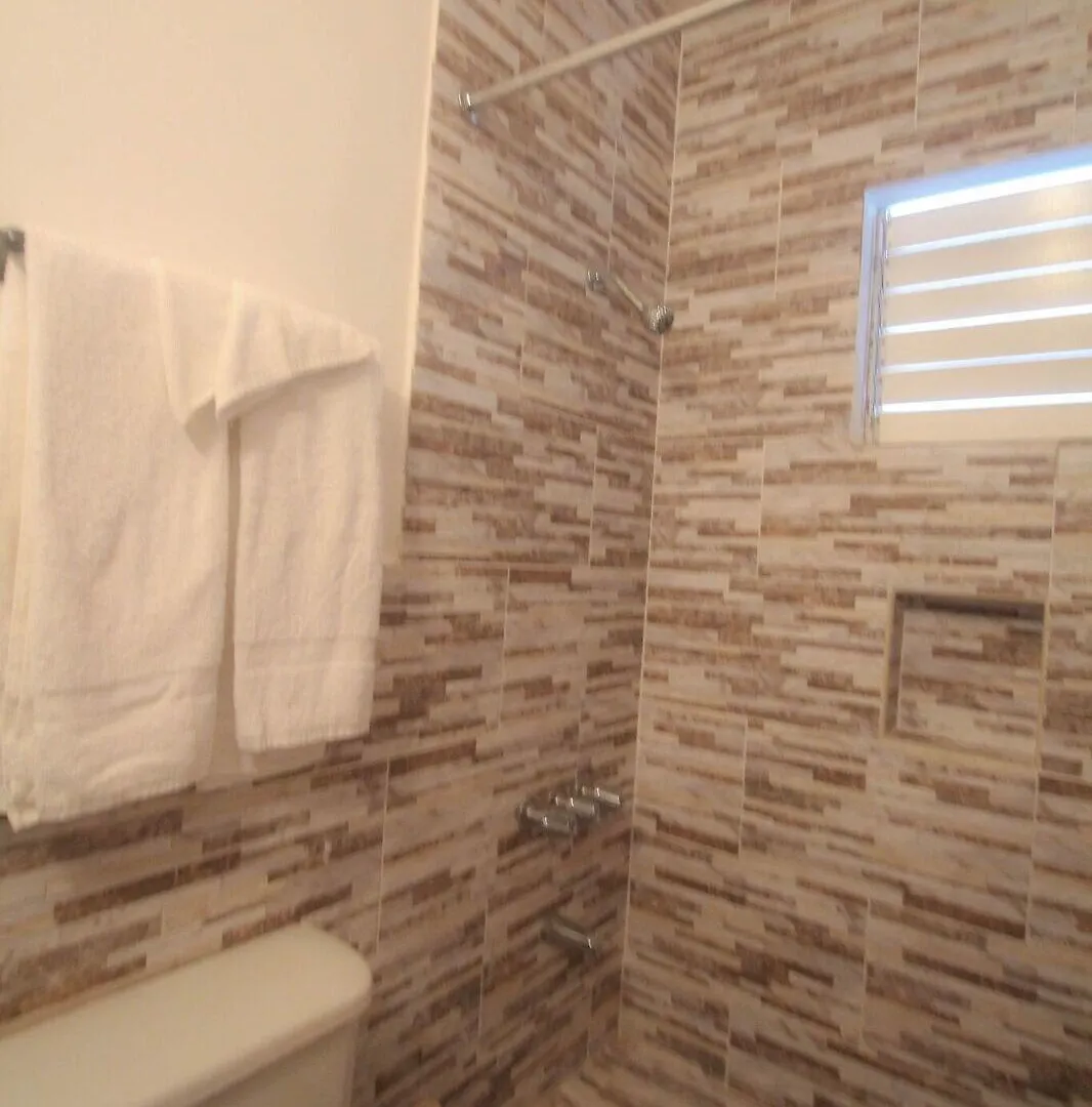 Kenwood Villa Suites Μοντέγκο Μπέυ
