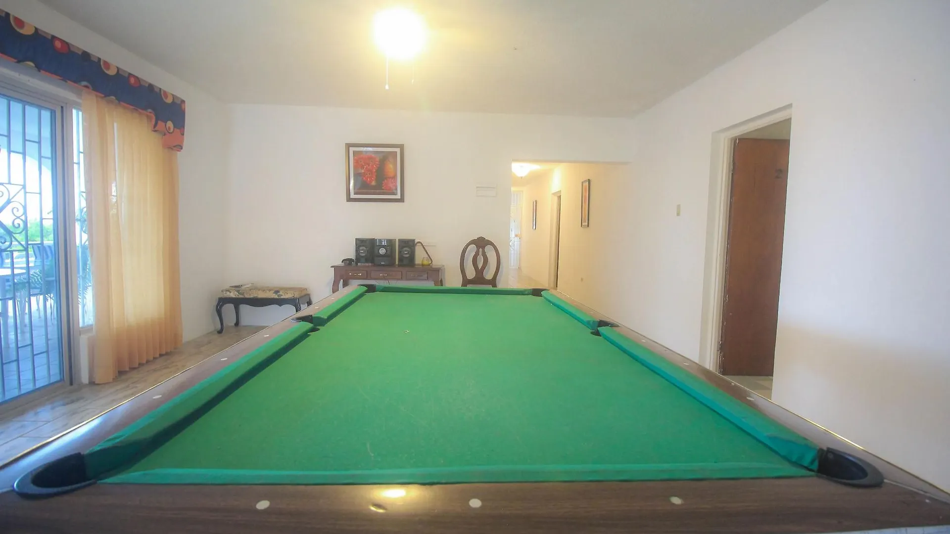 Kenwood Villa Suites Μοντέγκο Μπέυ
