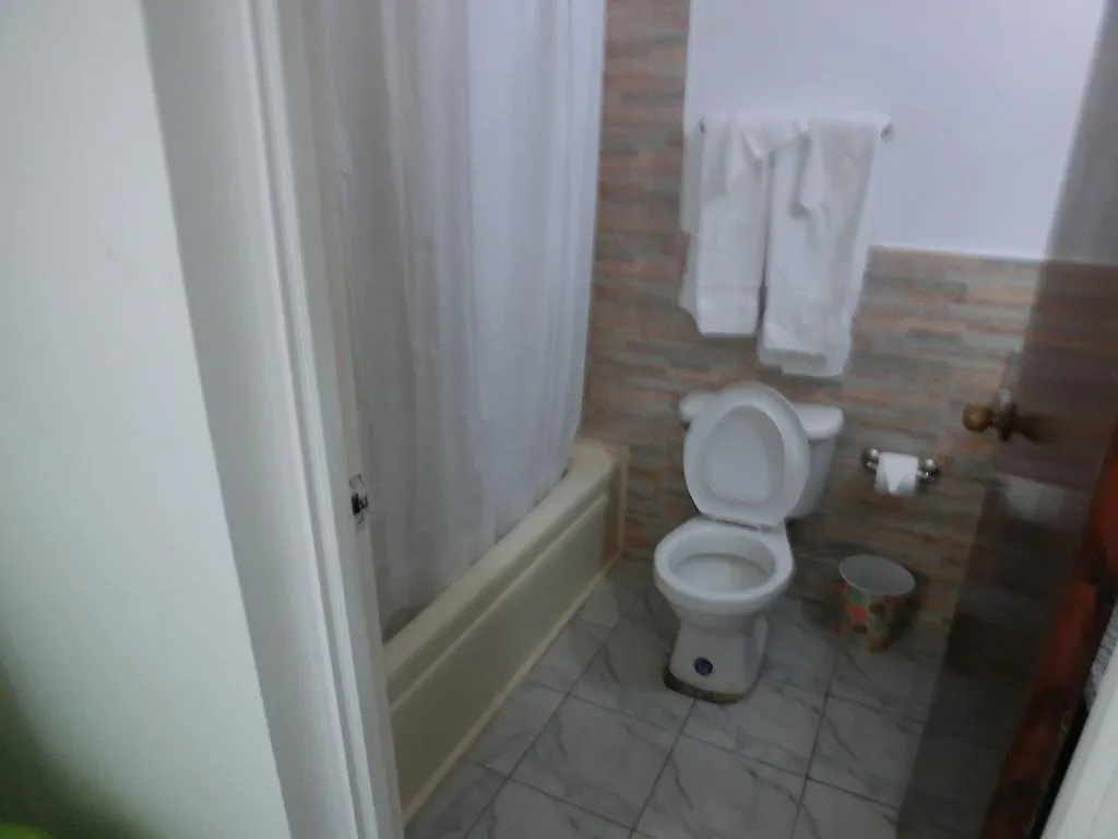 Kenwood Villa Suites Μοντέγκο Μπέυ