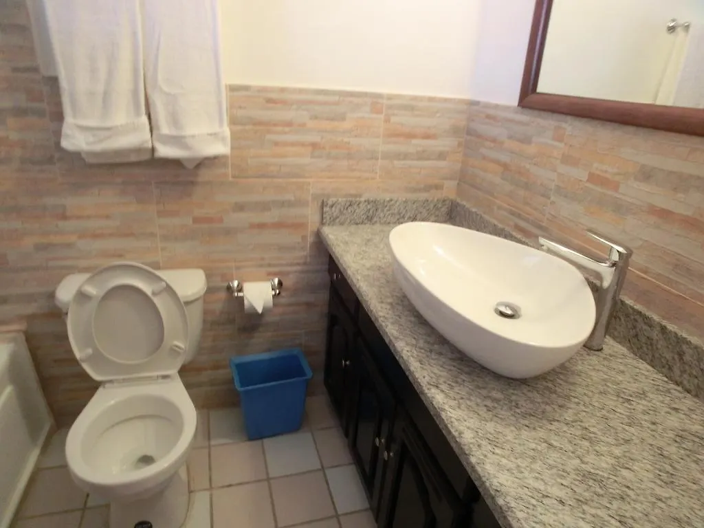 Kenwood Villa Suites Μοντέγκο Μπέυ 0*,