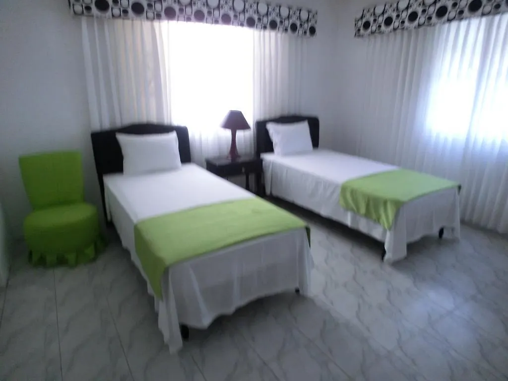 Kenwood Villa Suites Μοντέγκο Μπέυ 0*,