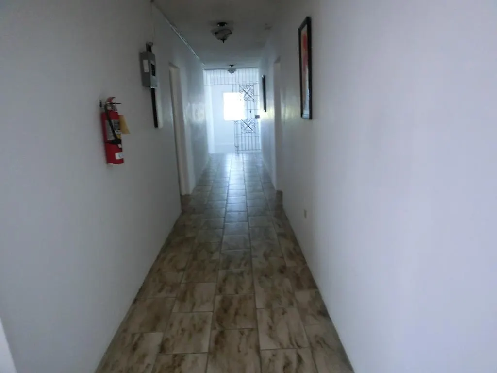 Kenwood Villa Suites Μοντέγκο Μπέυ 0*,